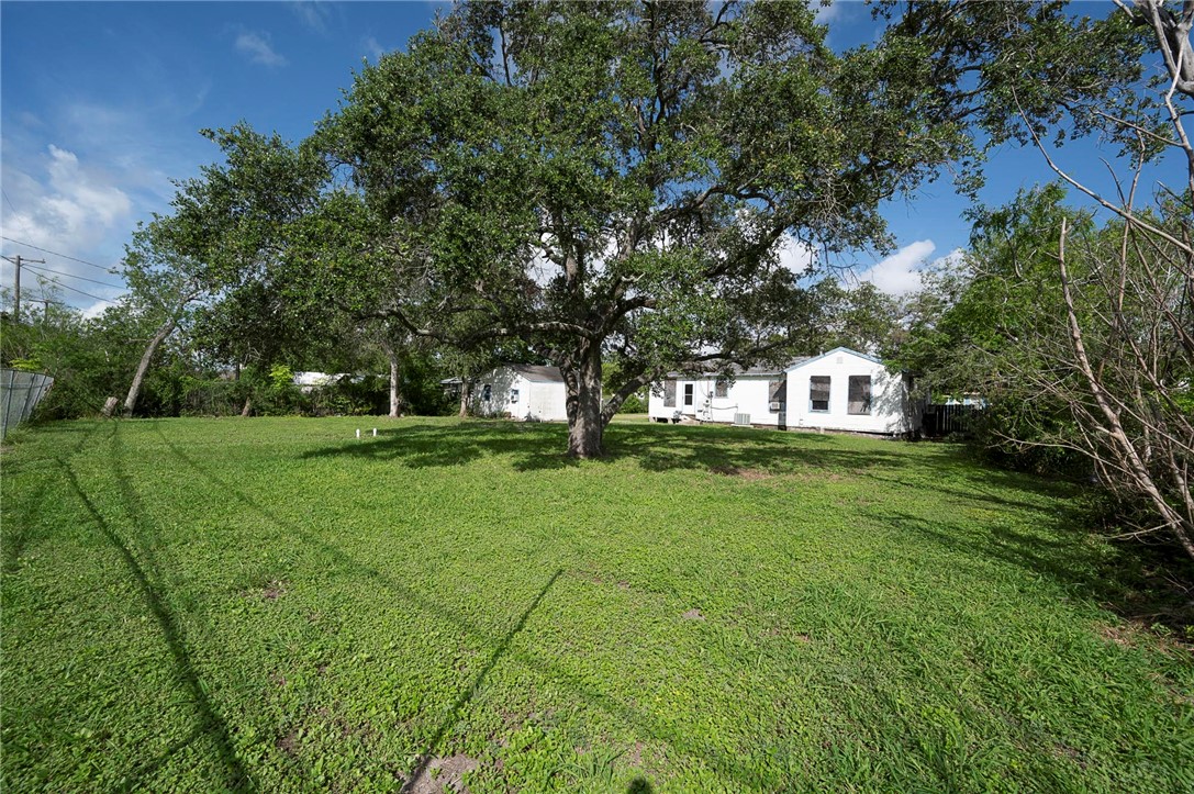4942 Cosner Drive Corpus Christi TX 78415