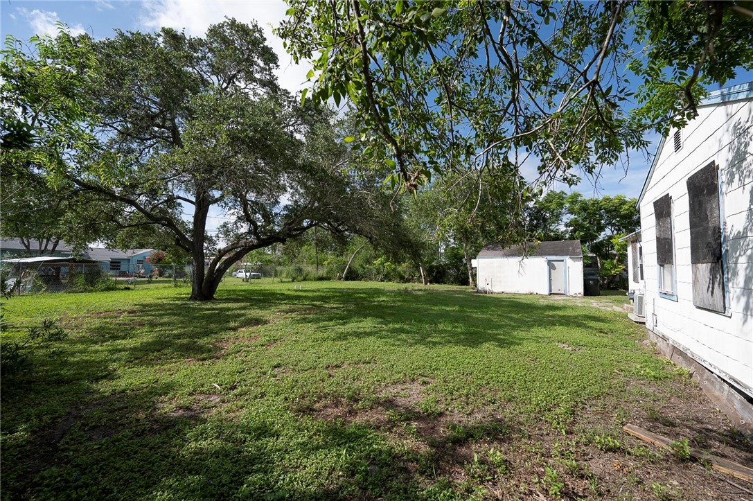 4942 Cosner Drive Corpus Christi TX 78415