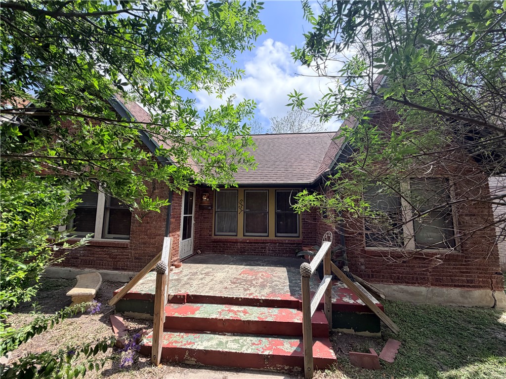 537 Naples Street Corpus Christi TX 78404