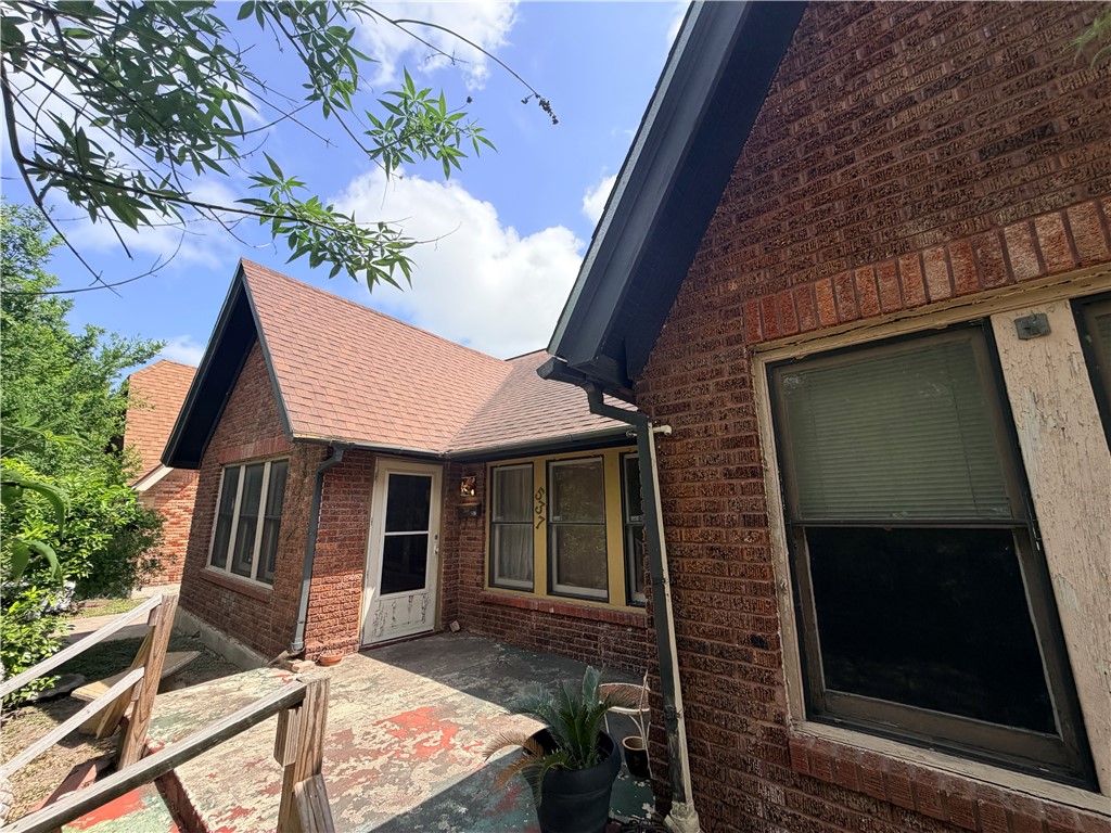 537 Naples Street Corpus Christi TX 78404
