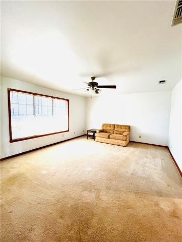 1105 Johnson Street Woodsboro TX 78393