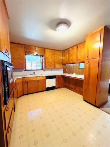1105 Johnson Street Woodsboro TX 78393