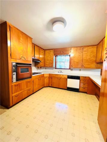 1105 Johnson Street Woodsboro TX 78393
