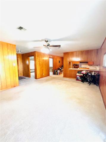 1105 Johnson Street Woodsboro TX 78393