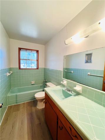 1105 Johnson Street Woodsboro TX 78393