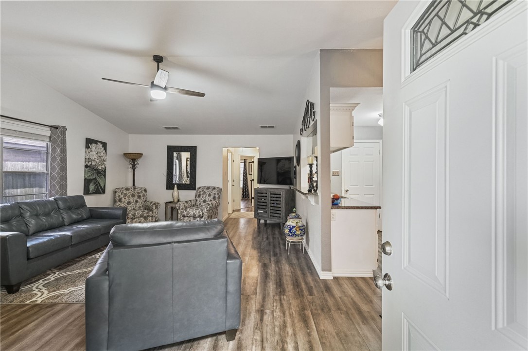 7217 Kress Cir D4 Corpus Christi TX 78413