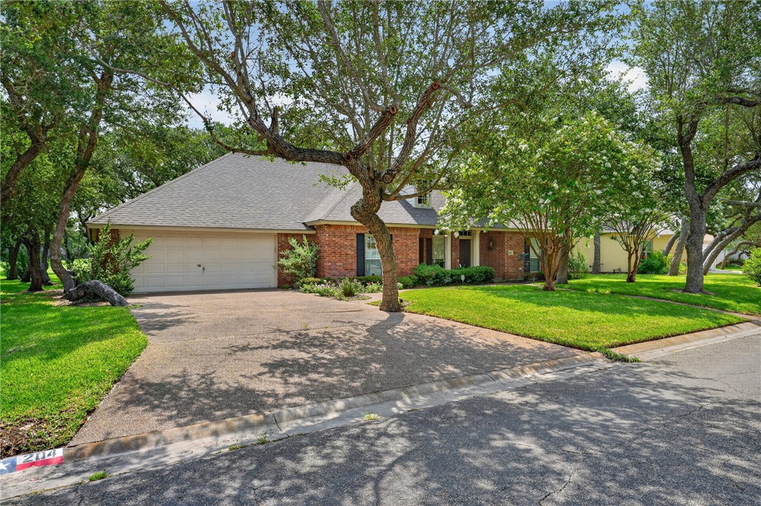 204 Champions Drive Rockport TX 78382