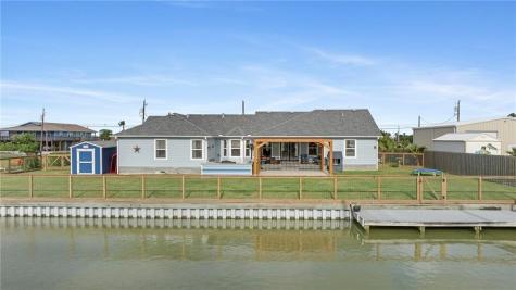 106 Dove Drive Rockport TX 78382