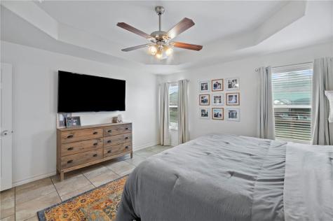 106 Dove Drive Rockport TX 78382