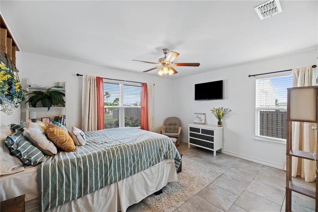 106 Dove Drive Rockport TX 78382