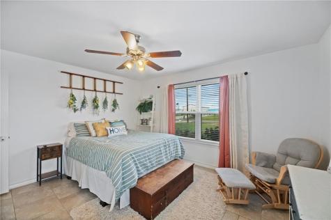 106 Dove Drive Rockport TX 78382