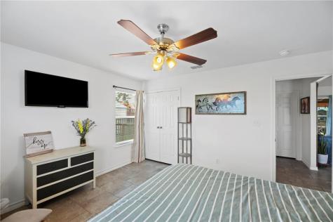 106 Dove Drive Rockport TX 78382