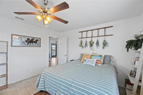 106 Dove Drive Rockport TX 78382