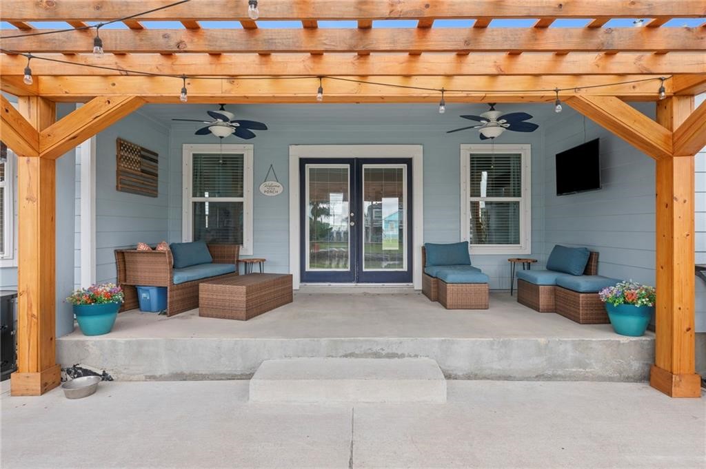 106 Dove Drive Rockport TX 78382