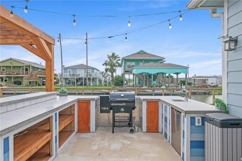 106 Dove Drive Rockport TX 78382