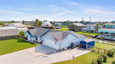 106 Dove Drive Rockport TX 78382