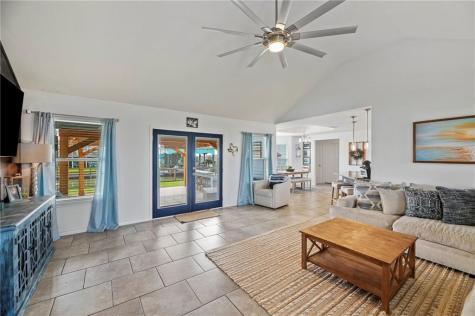 106 Dove Drive Rockport TX 78382