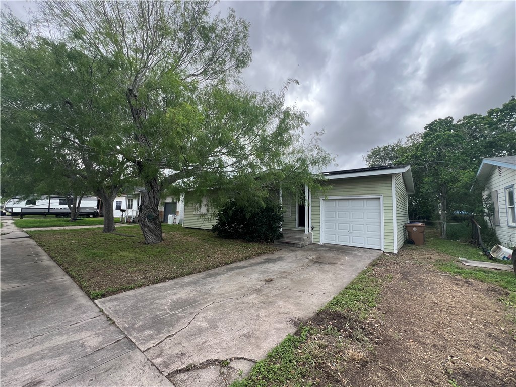 921 Ronald Drive Corpus Christi TX 78412