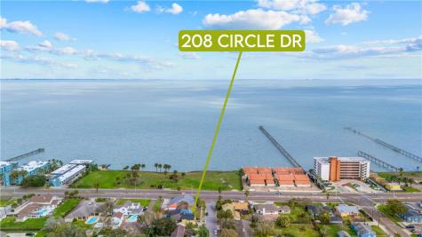 208 Circle Drive Corpus Christi TX 78411