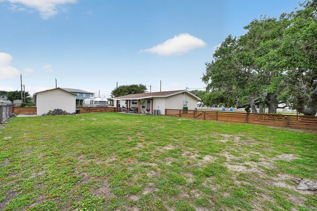 1228 S Church Street Rockport TX 78382