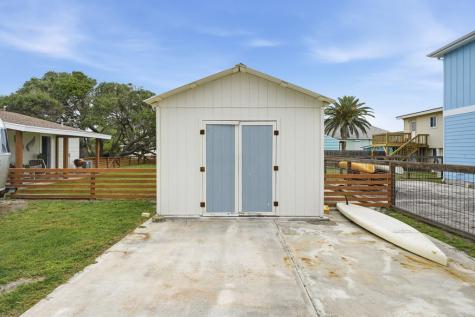 1228 S Church Street Rockport TX 78382