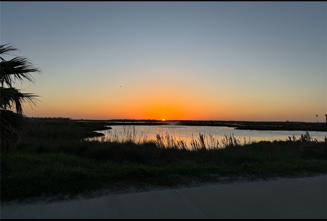 107 Redfish Port Aransas TX 78373