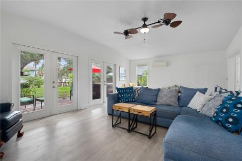 1712 Sorenson Drive Rockport TX 78382