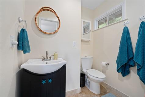 1712 Sorenson Drive Rockport TX 78382