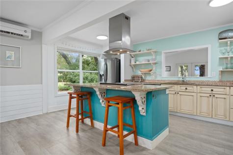 1712 Sorenson Drive Rockport TX 78382