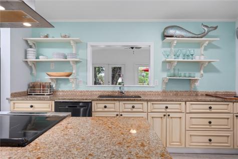 1712 Sorenson Drive Rockport TX 78382