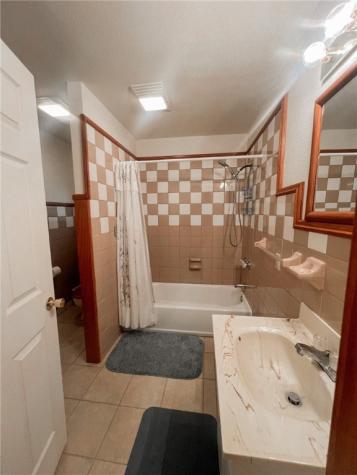 156 Naylor Road Calliham TX 78007