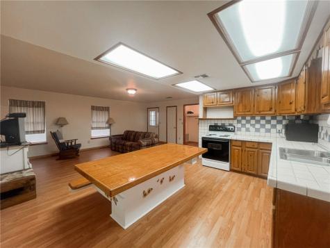 156 Naylor Road Calliham TX 78007