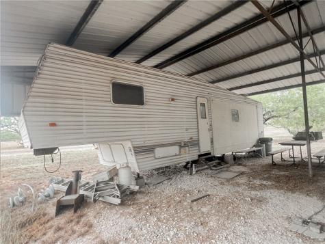 156 Naylor Road Calliham TX 78007
