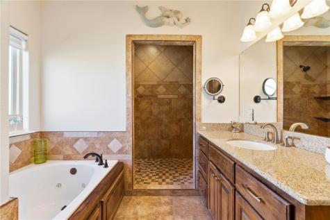 7064 County Road 2004 Portland TX 78374