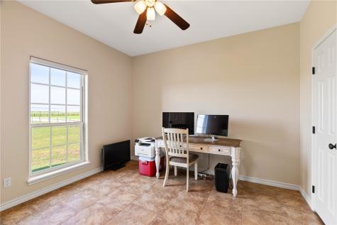 7064 County Road 2004 Portland TX 78374
