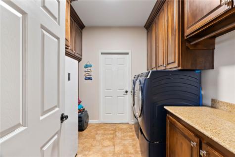 7064 County Road 2004 Portland TX 78374