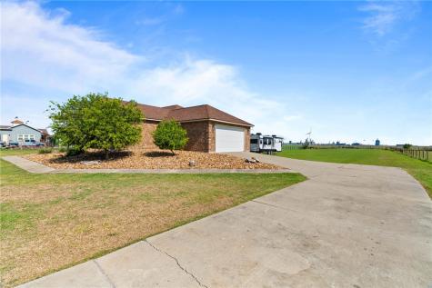 7064 County Road 2004 Portland TX 78374
