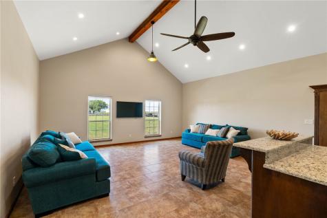 7064 County Road 2004 Portland TX 78374