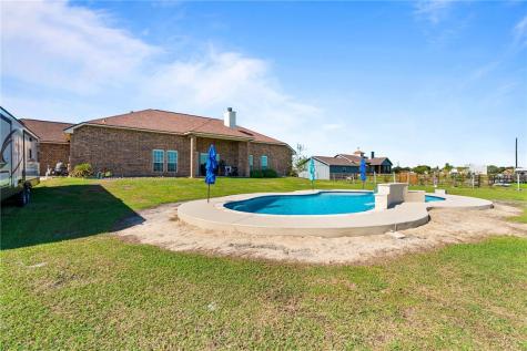 7064 County Road 2004 Portland TX 78374