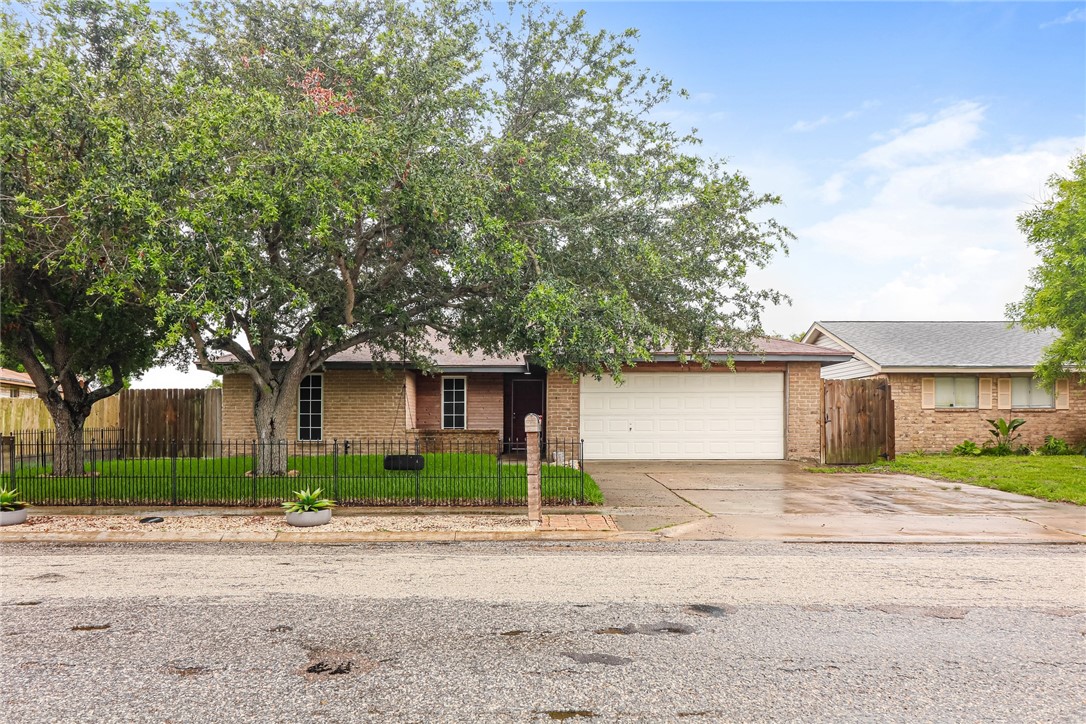 9579 Quetzal Street Corpus Christi TX 78418