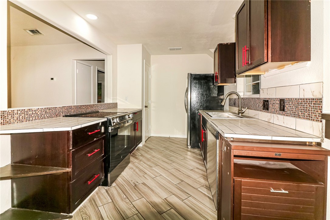 9579 Quetzal Street Corpus Christi TX 78418