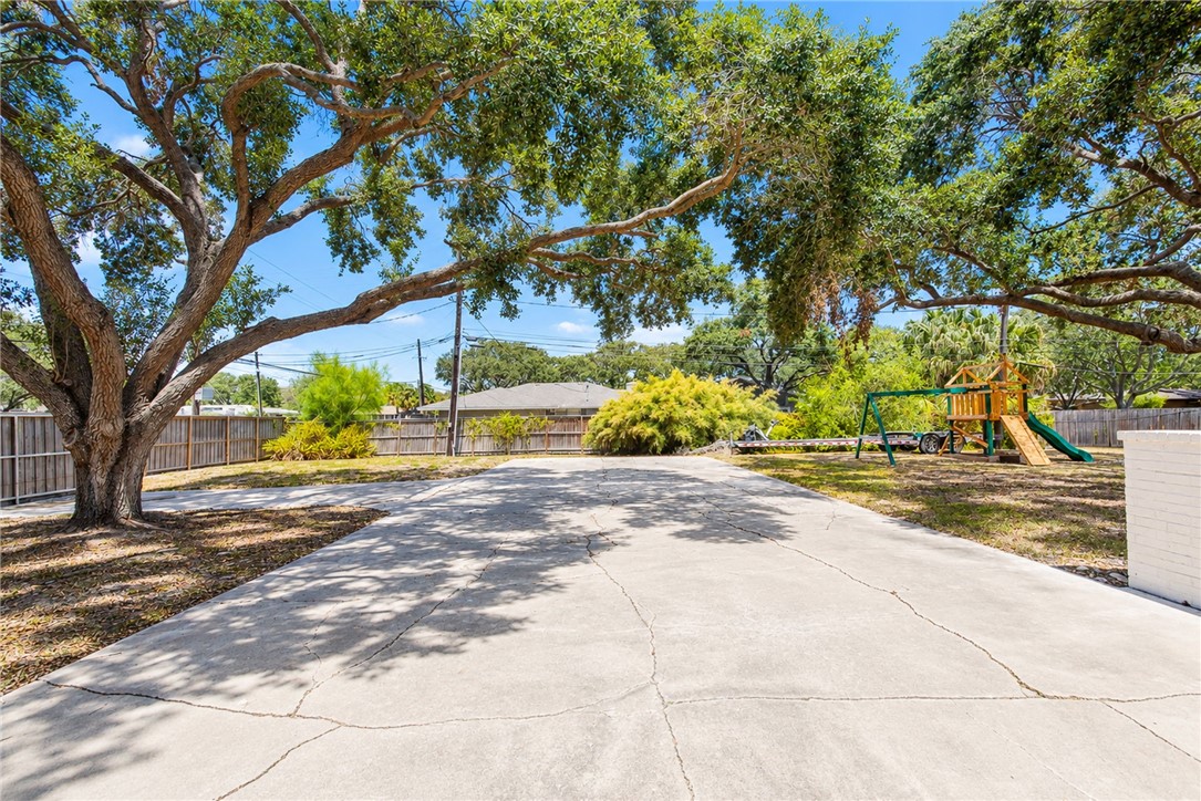 258 Mitchell Street Corpus Christi TX 78411