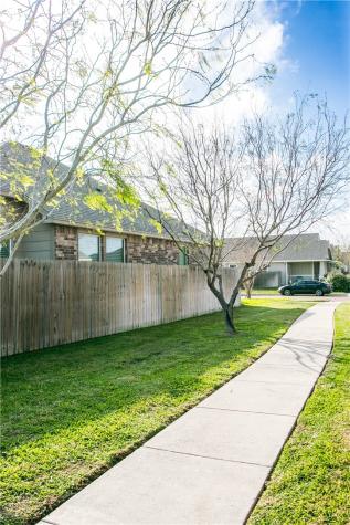7834 Lands End Drive Corpus Christi TX 78414