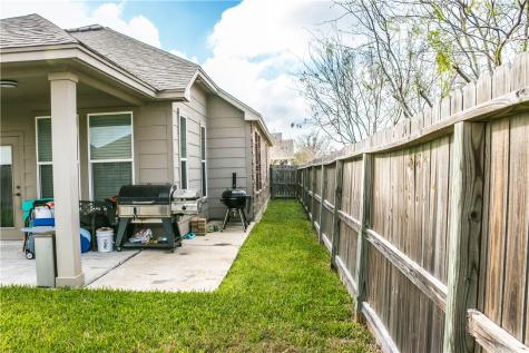7834 Lands End Drive Corpus Christi TX 78414