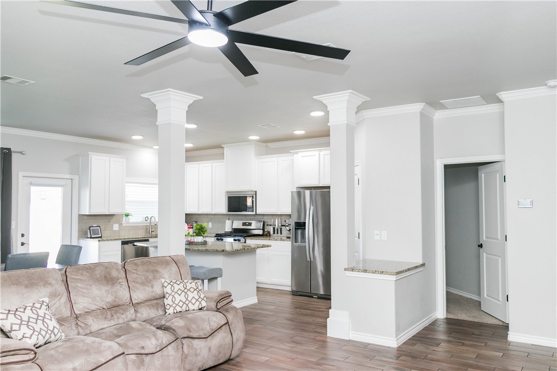 7834 Lands End Drive Corpus Christi TX 78414