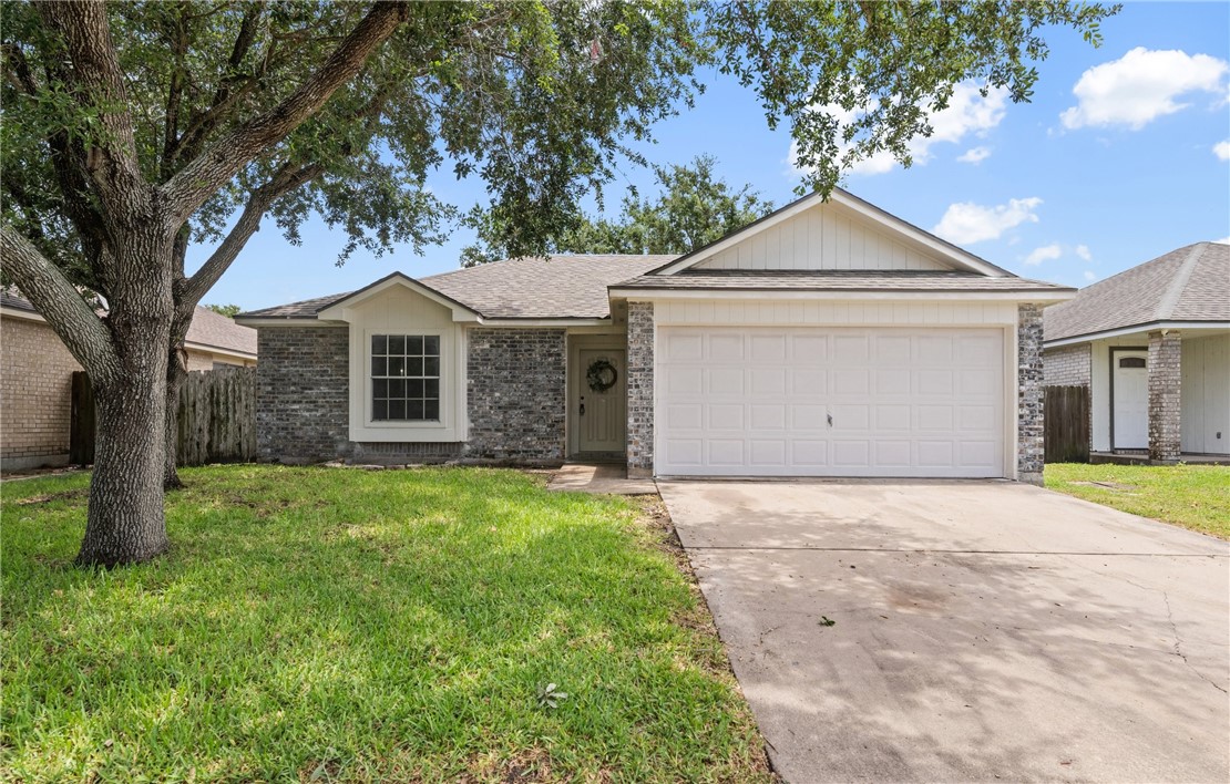 7926 Falcon Drive Corpus Christi TX 78414
