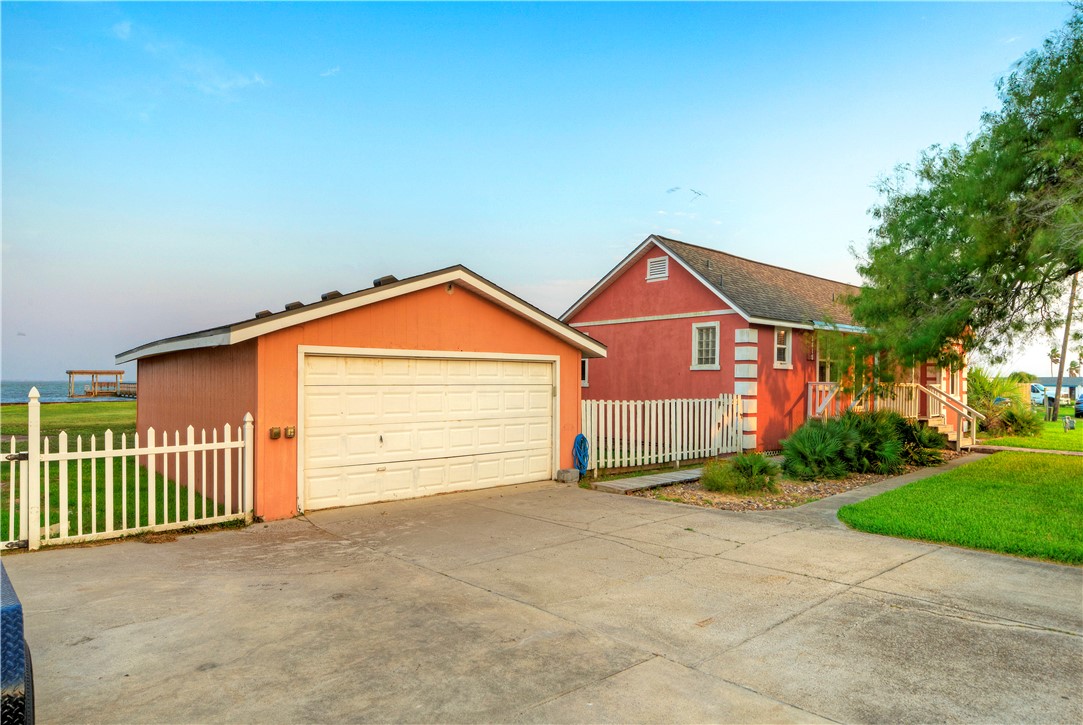 3615 Shore Drive Corpus Christi TX 78418