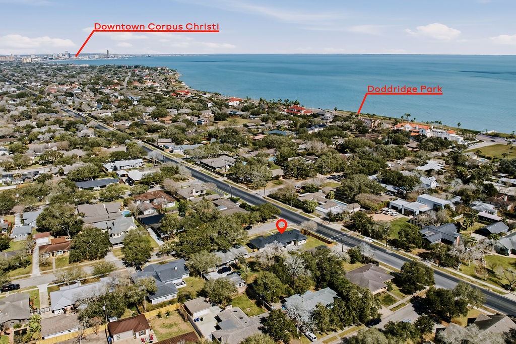 301 Pasadena Place Corpus Christi TX 78411
