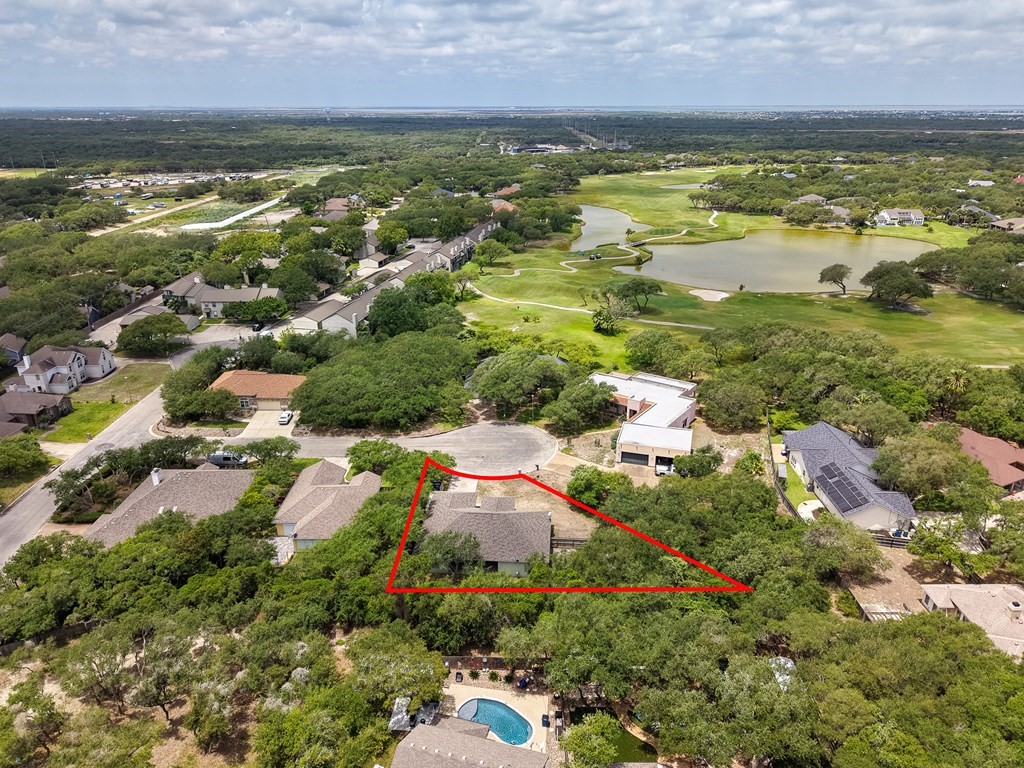 405 Cascades Rockport TX 78382