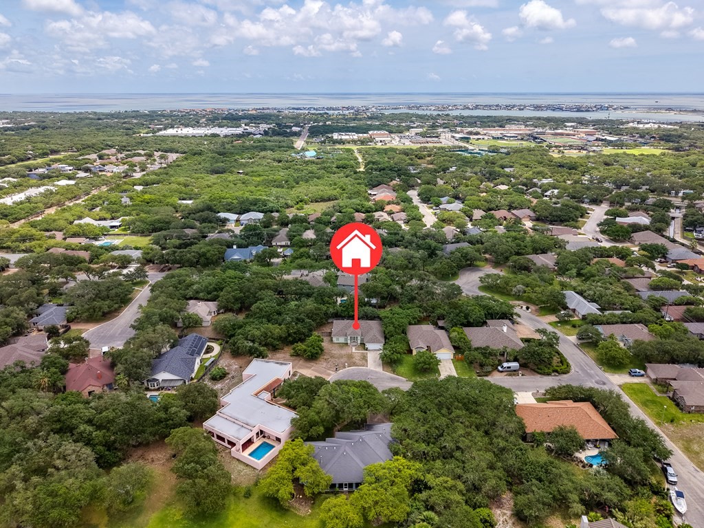 405 Cascades Rockport TX 78382